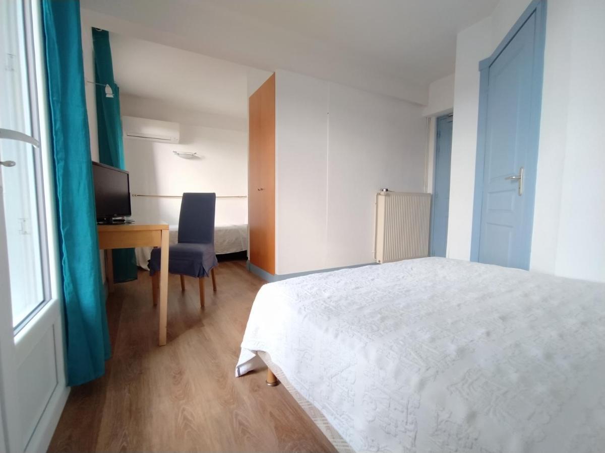 Hôtel CÔTÉ LOT Puy-lʼÉvêque Esterno foto
