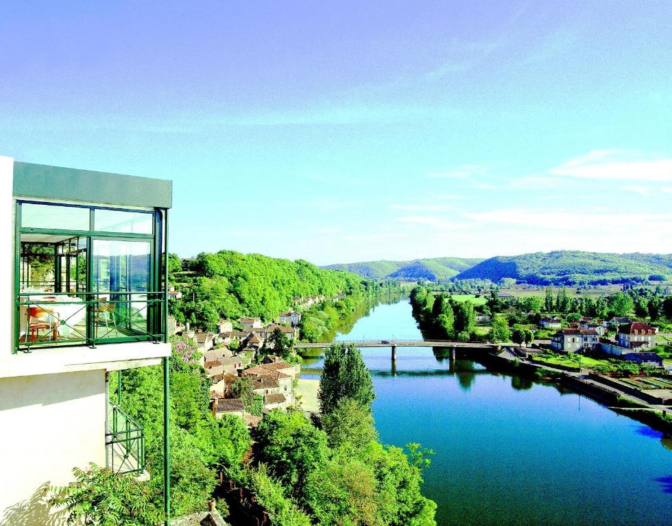 Hôtel CÔTÉ LOT Puy-lʼÉvêque Esterno foto